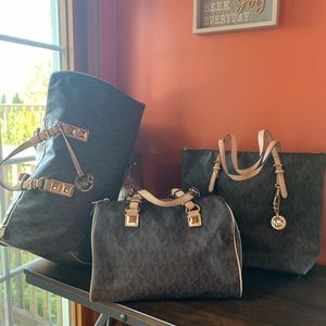 Michael Kors Travel Set